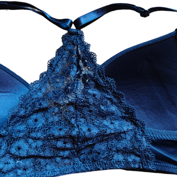 2 NWOT Lacey Racer Back Bra - Picture 3 of 7